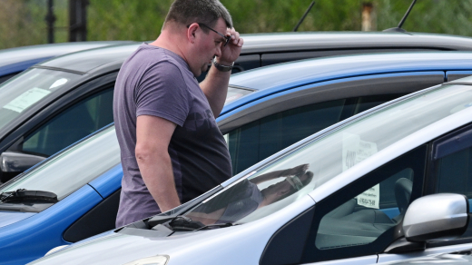 В Строгино благоустроили открытую автостоянку на месте бывшей платной парковки