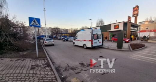 Полицию и скорую заметили у популярного кафе в Северном микрорайоне Воронежа