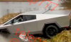 В Новой Москве вытащили из пруда пикап Tesla Cybertruck
