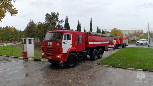 Сотрудники 5 пожарно-спасательного отряда ликвидировали условный огонь