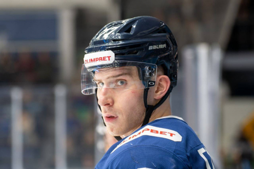 Форвард воронежского «Бурана» завершит сезон в Рязани