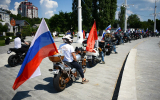 Байкеры устроили мотопробег в честь Дня России в Воронеже