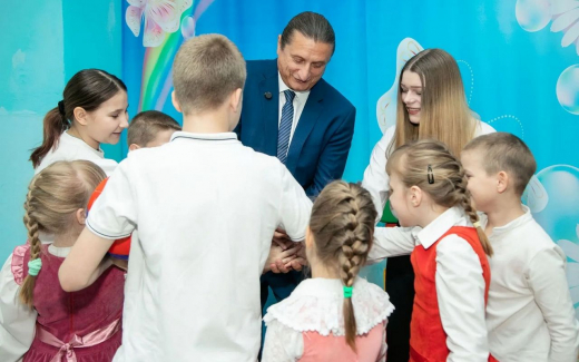 Социальное сиротство: почему дети остаются без опеки при живых родителях?
