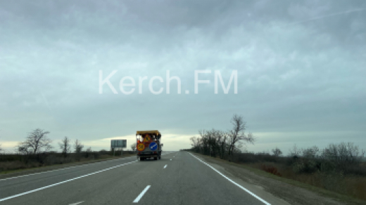 При выезде из Керчи нанесли дорожную разметку