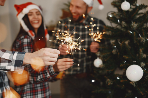 Опрос показал, что в новогоднюю ночь больше всего раздражает россиян