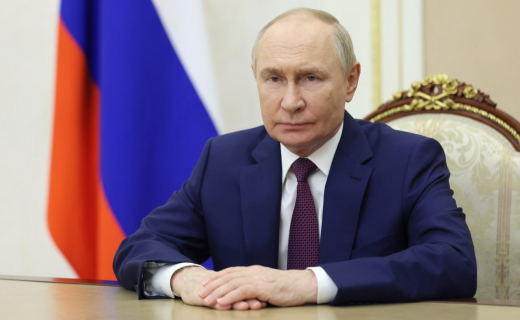 Президент Владимир Путин наградил знаком отличия воронежского машиниста