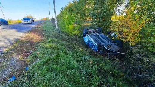 Водитель внедорожника погиб в лобовом столкновении с грузовиком под Воронежем