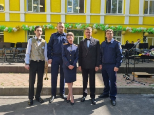 В преддверии Дня России сотрудники столичного СК приняли участие в патриотическом концерте детской музыкальной школы