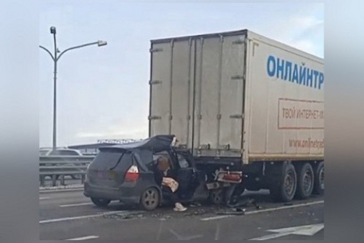 В массовом ДТП на выезде из Воронежа пострадали два человека