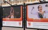 «Чемпионат» открыл на Старом Арбате в Москве фотовыставку «Путь чемпионов»