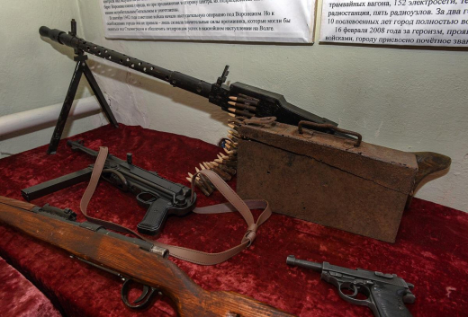 Школьный учитель из воронежского села создал музей Великой Отечественной войны