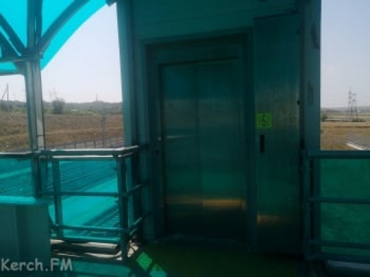 Лифты на станции Керчь-Южная не работают : «им немножко жарко»