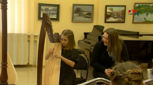 В Воронежской специальной музыкальной школе-колледже впервые за долгое время открылся класс арфы