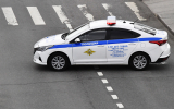 В Москве полиция ищет подростков на самокатах, которые плюют в лицо прохожим