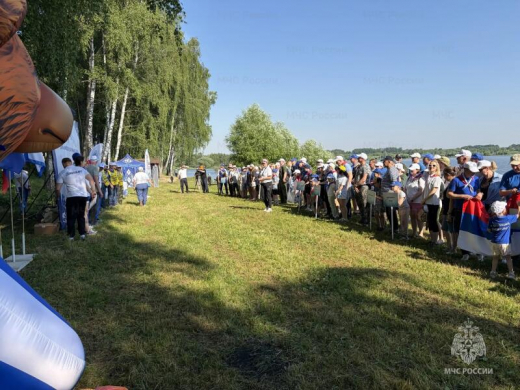 Сотрудники МЧС России обеспечили безопасность участников фестиваля «Динамовская рыбалка» в Коломне