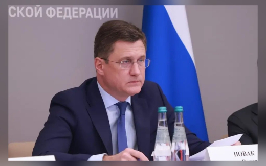 Новак сообщил об атаках на три НПЗ и газохимический комплекс в России