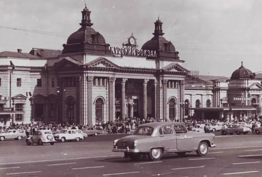 Россияне восхитились старым зданием одного из столичных вокзалов