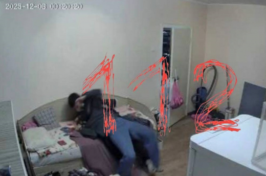 Воронежский сталкер избил бывшую девушку, чтобы не возвращать ей деньги