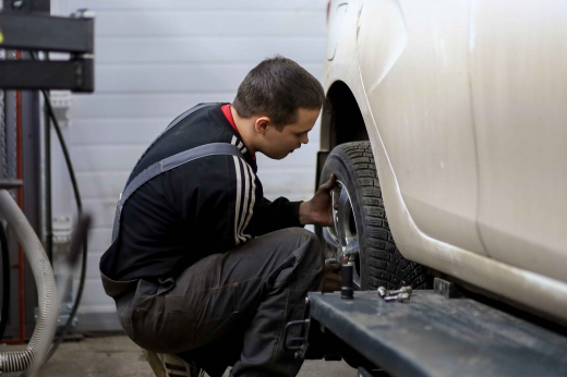 Минтранс напомнил о необходимости смены резины у автомобилей до 1 декабря