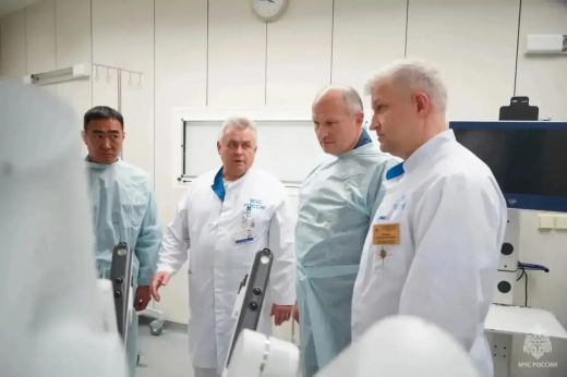 Операционная с роботизированной системой открылась во ВЦЭРМ МЧС России