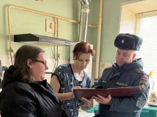 Безопасность в каждый дом: профилактические встречи с семьями в Воскресенске