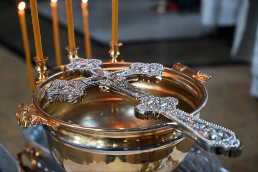 Крещенский сочельник в 2026 году: какого числа, почему строгий пост и когда освящать воду