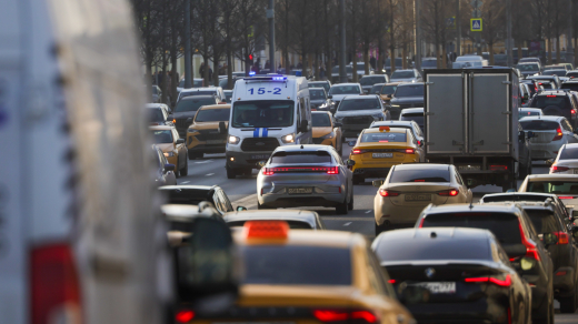 МВД: полиция разыскивает злоумышленников, подозреваемых в поджоге автомобиля в Подмосковье