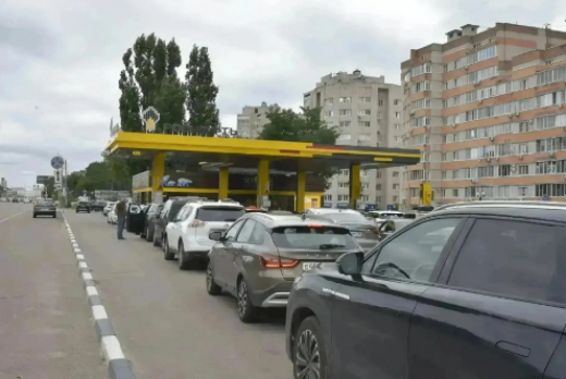 Бензина АИ-95 стало меньше на воронежских АЗС