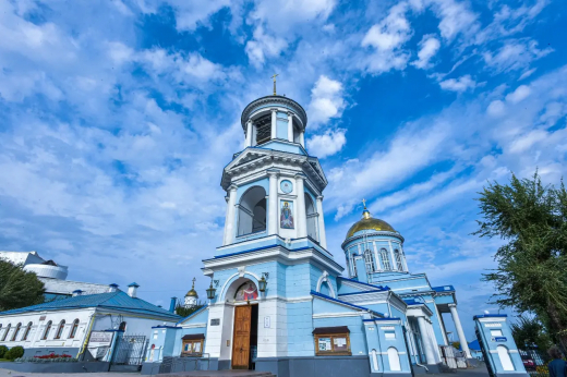 Покров Пресвятой Богородицы в 2026 году: главные приметы, запреты и почему играют свадьбы