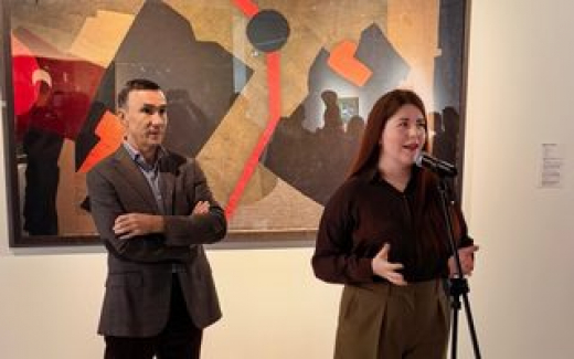 Евгений Хамин открыл в «Граде» выставку неофициального советского искусства