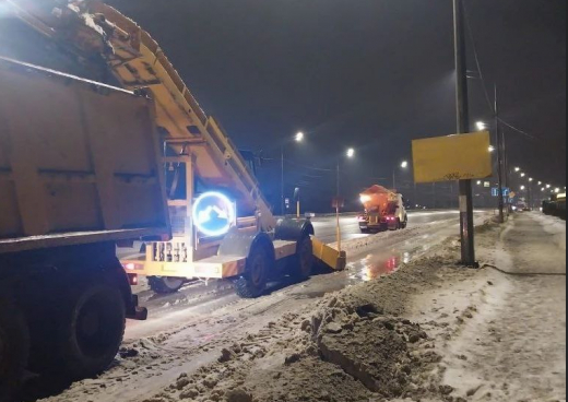 В Воронеже за ночь убрали снег весом больше самого тяжелого экспоната Эрмитажа