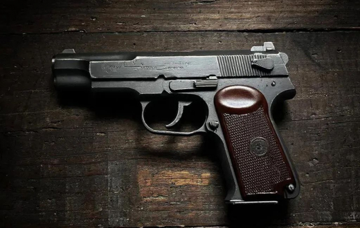 В Воронеже школьник выстрелил в лицо мужчине, который вступился за сына