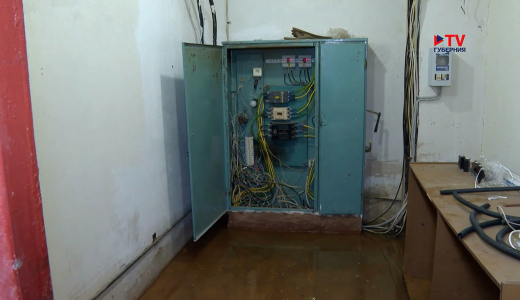 Воронежцам отказали в капитальном ремонте водопровода, который прорывает несколько раз за год