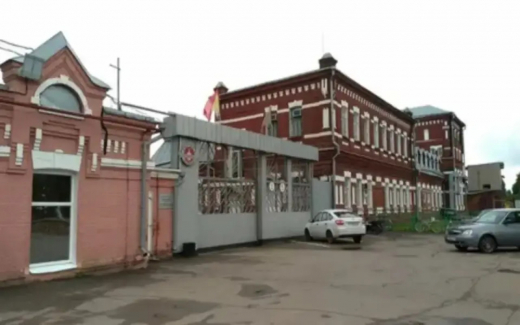 Суд запретил акционеру Бутурлиновского ЛВЗ Крымову распоряжаться пакетом акций по иску Сбербанка