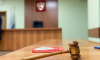 Тверской суд Москвы оштрафовал мужчину за волосы в цветах флага Украины