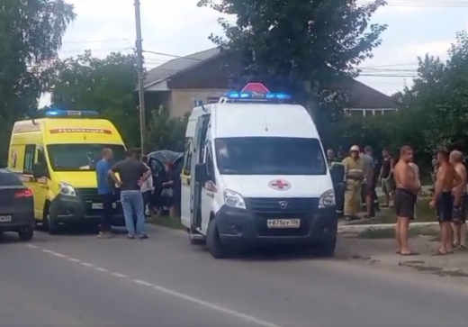 В смертельном ДТП в Россоши пострадали три человека