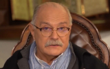 Никита Михалков посвятил спектакль в Воронеже отцу