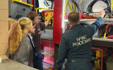Школьники Воскресенска продолжают знакомиться с деятельностью пожарных подразделений