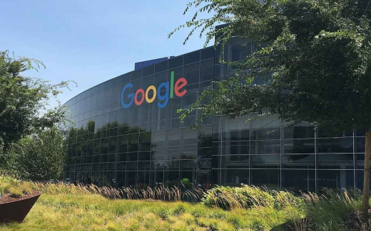 Франция заморозила активы Google France в интересах кредиторов России