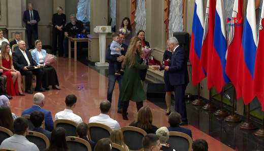 Орден «Родительская слава» получили две воронежских семьи