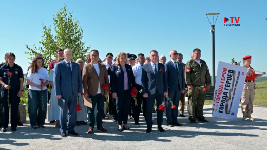 Через Воронеж прошёл международный патриотический автомарафон «Города-герои – города Героев»