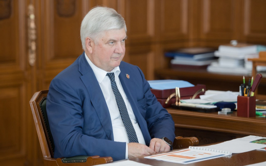 Губернатор Гусев отложил свой визит в Таджикистан из-за занятости