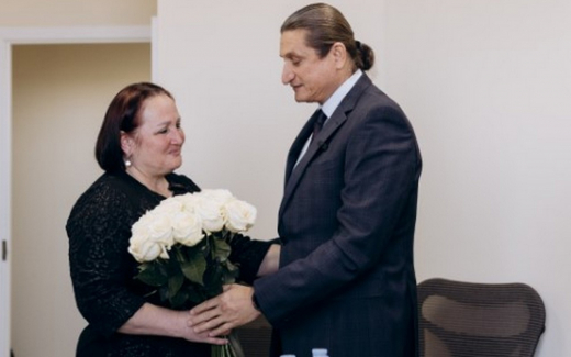 Когда бюрократия сильнее закона: как депутат Чижов борется за пенсии матерей героев СВО