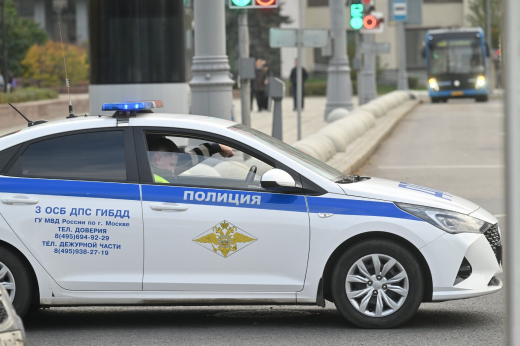 Четверых москвичей оштрафовали на 30 тысяч рублей за лезгинку у храма на Китай-Городе
