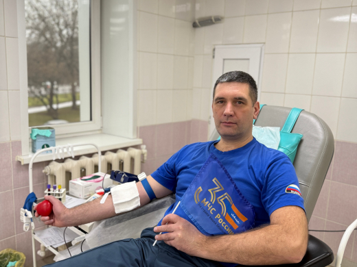 Сотрудники специального управления ФПС №101  МЧС России приняли участие в донорской акции