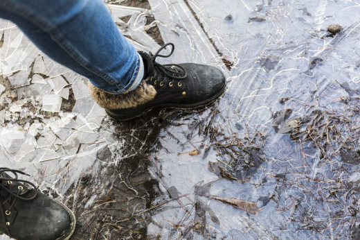 816 воронежцев пострадали из-за гололёда за две недели
