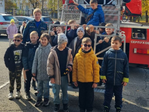 Учащиеся школы им. Романа Катасонова посетили ПСЧ №6