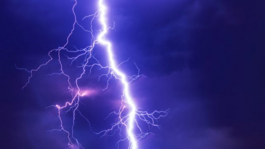 В Воронежской области продлили предупреждение о грозе
