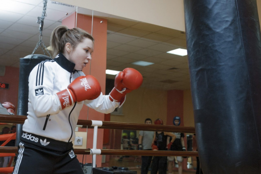 «Сначала отбилась от хулигана, а потом проводила его домой»: сотрудница воронежского СИЗО – о службе и детях