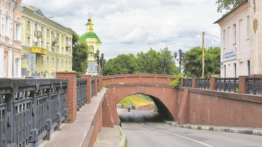 Каменный мост построили на месте «волчьей ямы»: интересные факты о старинной достопримечательности Воронежа